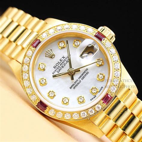 are rolex watches solid gold.